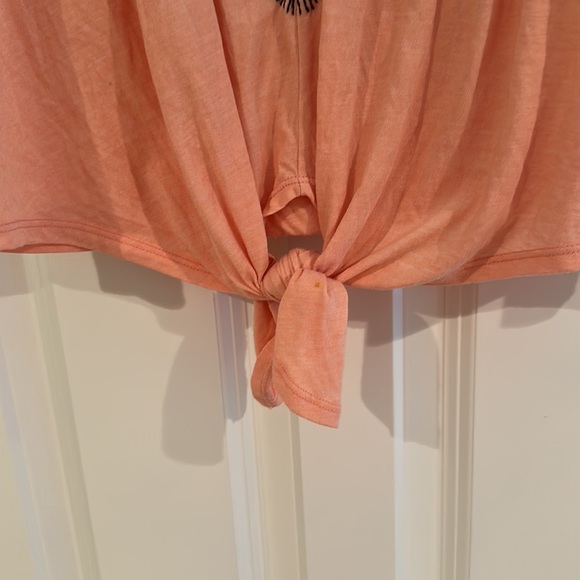 Peach embroidered Johnny was tshirt - Picture 4 of 6